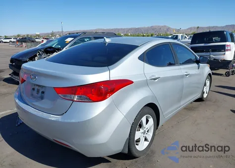 2013 Hyundai Elantra Gls z USA, uszkodzony, nr VIN KMHDH4AE3DU804198